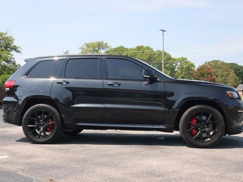 Used 2016 Jeep Grand Cherokee SRT w/ Trailer Tow Group IV AWD/4WD image 5