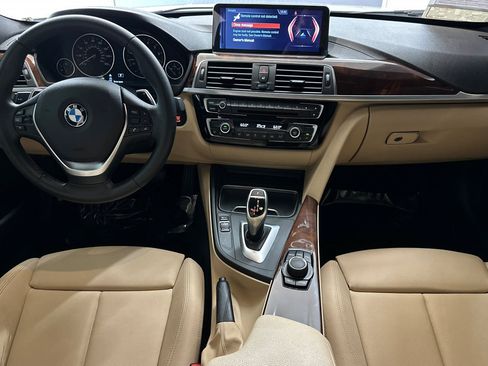 Used 2018 BMW 330i Sedan RWD image 16