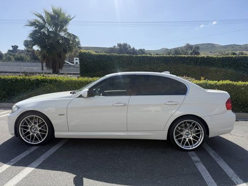 Used 2011 BMW 335i Sedan RWD image 8