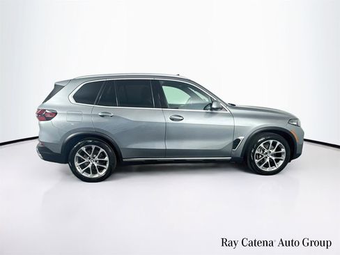 Used 2024 BMW X5 xDrive40i w/ Parking Assistance Package AWD/4WD image 8