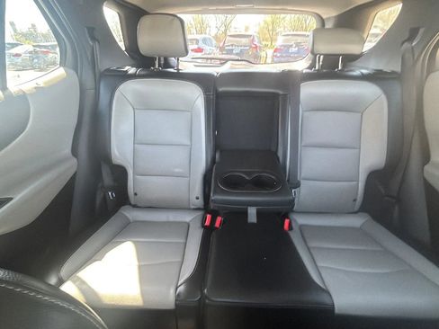 Used 2019 Chevrolet Equinox Premier image 15