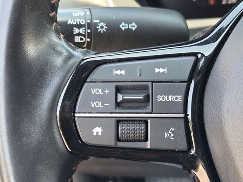 Certified 2024 Honda HR-V Sport image 32