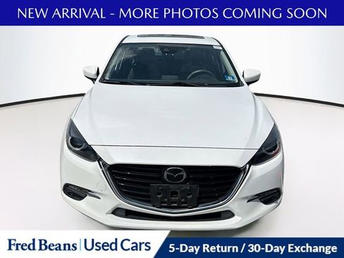 Used 2018 MAZDA MAZDA3 Grand Touring w/ Premium Equipment Package FWD image 1