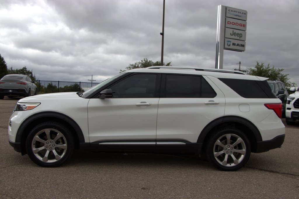 Used 2020 Ford Explorer Platinum w/ Premium Technology Package AWD/4WD image 3