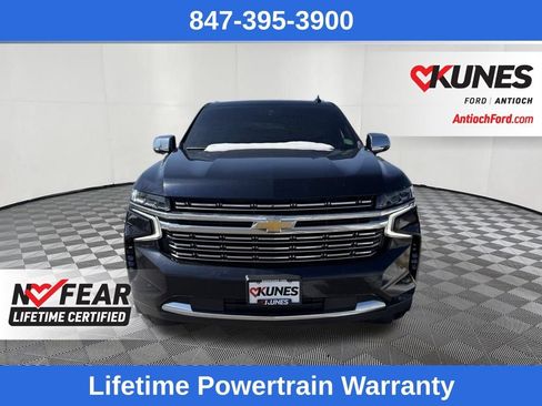 Used 2023 Chevrolet Suburban Premier AWD/4WD image 2