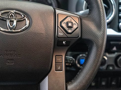 Certified 2023 Toyota Tacoma TRD Off-Road w/ TRD Premium Off Road Package AWD/4WD image 20