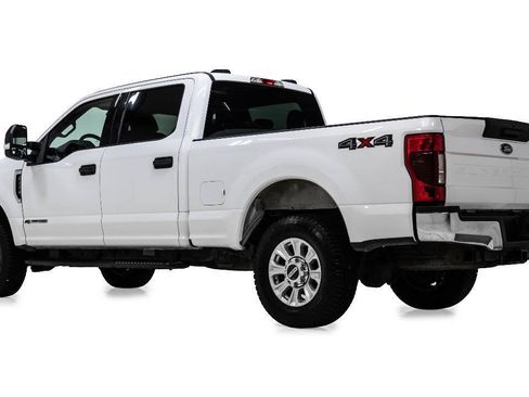 Used 2022 Ford F250 XLT AWD/4WD image 6