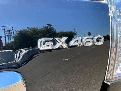 Used 2017 Lexus GX 460 Luxury AWD/4WD image 30