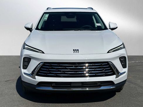 New 2025 Buick Envision Preferred image 2