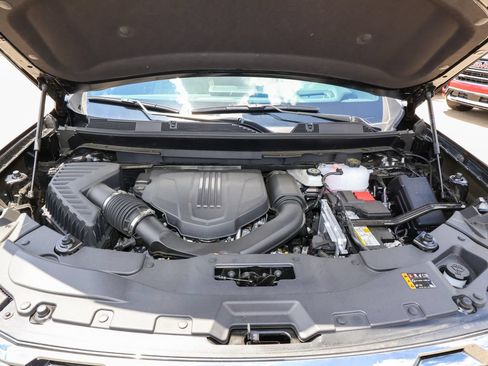 New 2026 GMC Acadia Denali Ultimate w/ LPO, Floor Liner Package FWD image 40