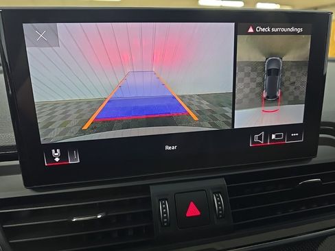 Used 2023 Audi SQ5 Premium Plus w/ Premium Plus Package image 24