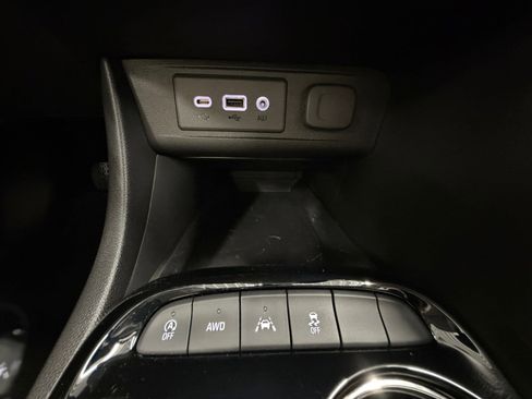 Used 2021 Buick Encore GX Select w/ Sport Touring Package image 21