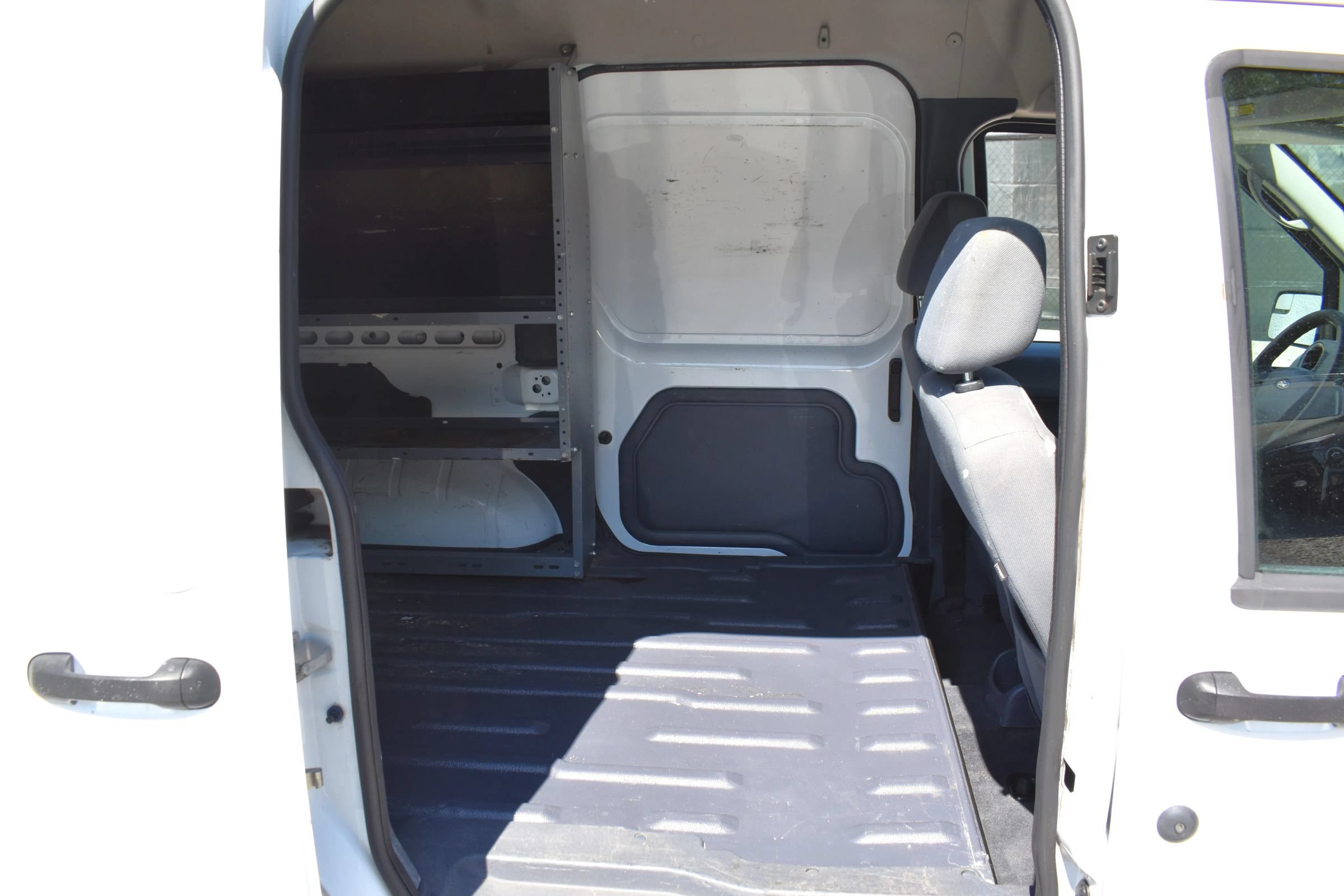 Used 2012 Ford Transit Connect XL FWD image 27