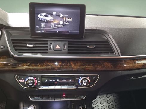 Used 2018 Audi Q5 2.0T Premium Plus image 18