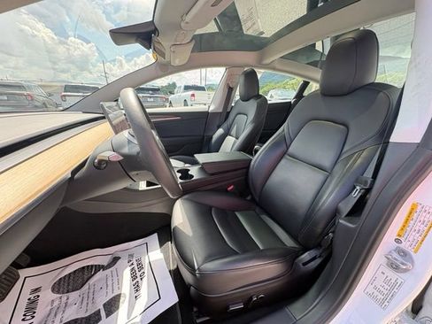 Used 2022 Tesla Model 3 Long Range AWD/4WD image 23