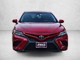 Used 2020 Toyota Camry SE FWD video 2