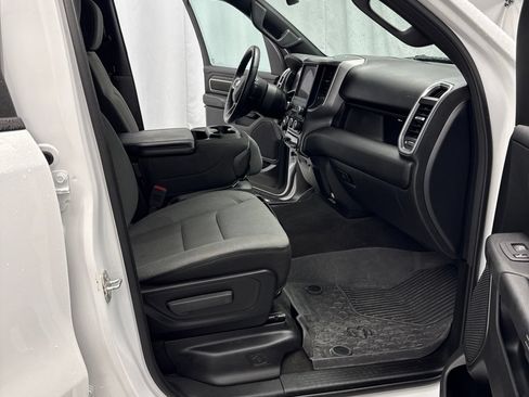 Used 2024 RAM 1500 Big Horn AWD/4WD image 28