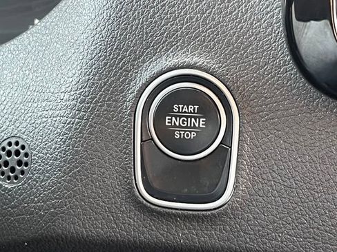 Used 2024 Mercedes-Benz Sprinter 2500 image 16