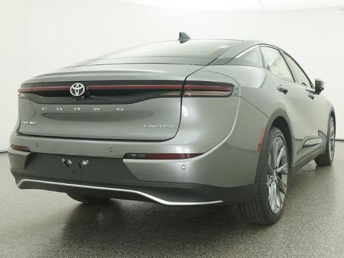 New 2026 Toyota Crown Limited w/ Advanced Technology Package image 17