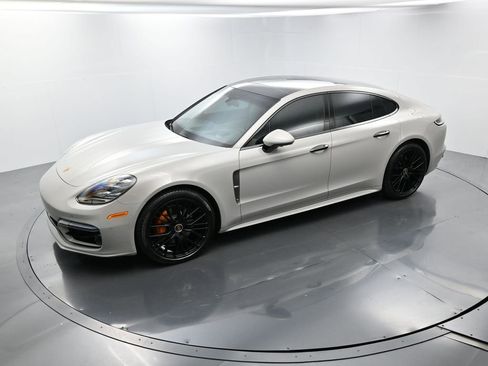 Certified 2022 Porsche Panamera 4 Platinum Edition AWD/4WD image 31