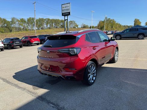 Used 2025 Buick Encore GX Avenir w/ Avenir Technology Package image 5