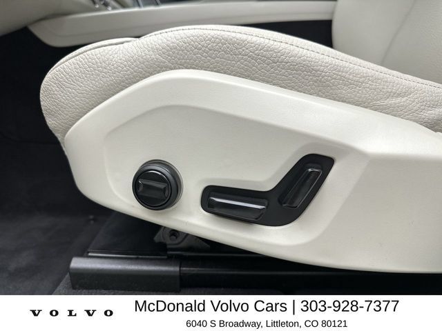 Certified 2024 Volvo XC60 T8 Plus w/ Protection Package Premier AWD/4WD image 12