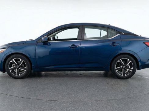 Used 2025 Nissan Sentra SV FWD image 5
