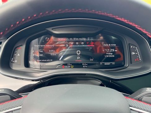 New 2026 Audi SQ8 Prestige image 26