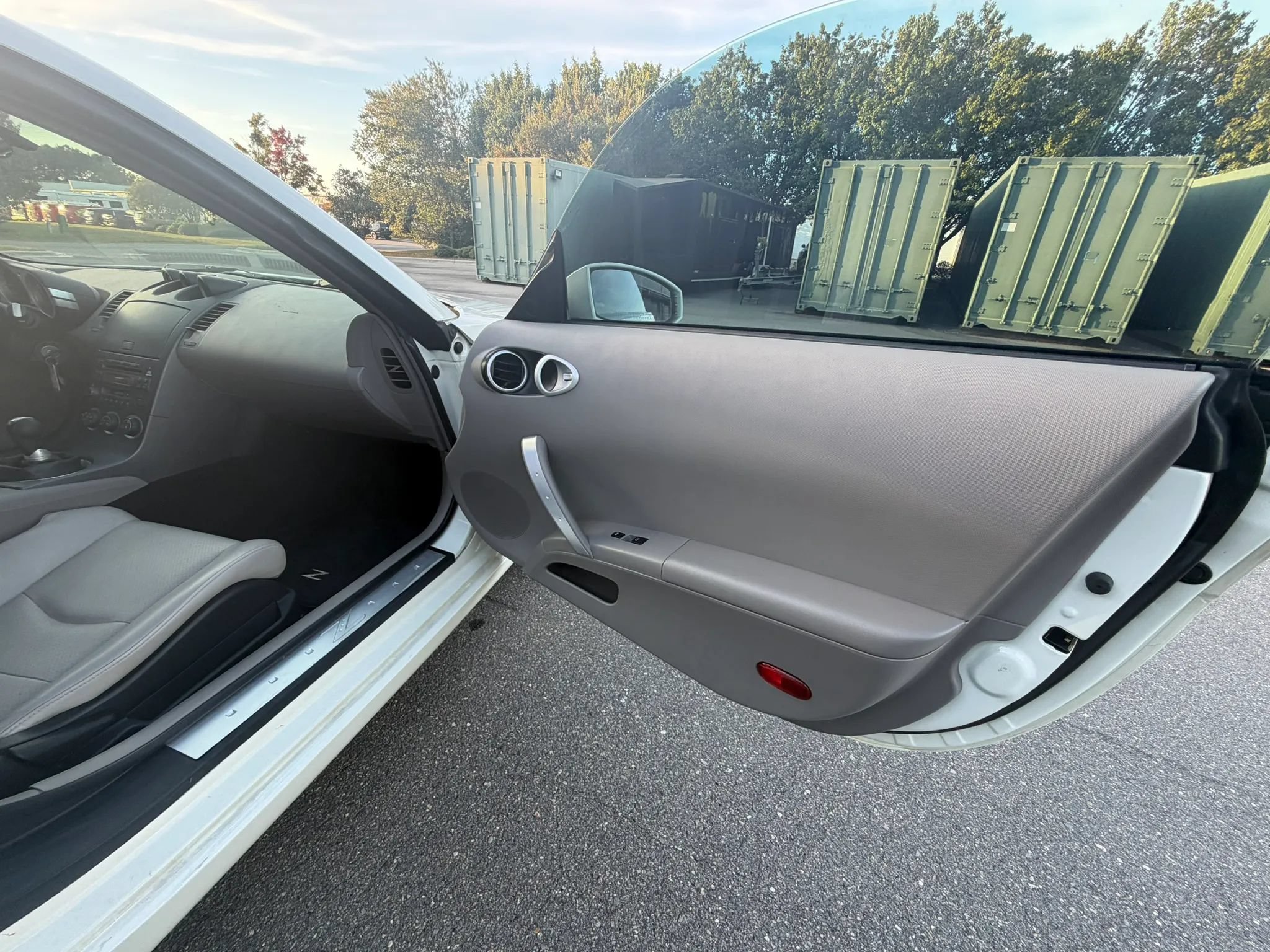 Used 2003 Nissan 350Z Coupe RWD image 19