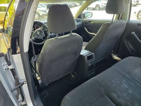 Used 2015 Volkswagen Jetta Sedan FWD image 18