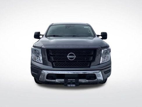 Used 2024 Nissan Titan SV w/ SV Convenience Package image 10