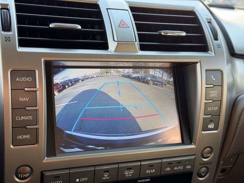 Used 2014 Lexus GX 460 w/ Premium Package image 4