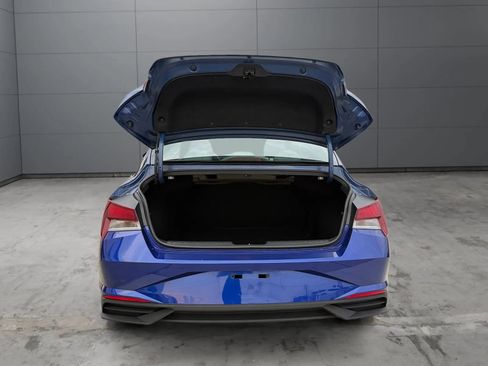 Used 2021 Hyundai Elantra SEL FWD image 9
