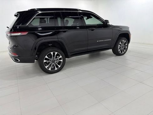 Used 2024 Jeep Grand Cherokee Overland w/ Adv Protech Group III AWD/4WD image 6
