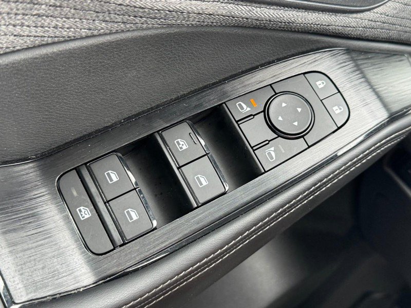 Used 2022 Nissan Rogue SV FWD image 21