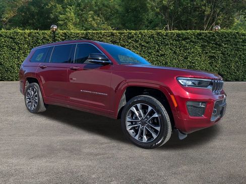 Used 2023 Jeep Grand Cherokee L Overland image 2