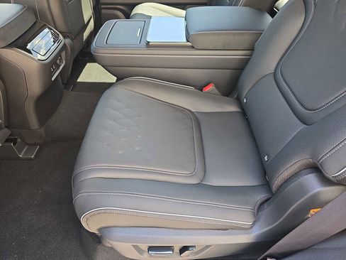 New 2026 INFINITI QX80 Autograph w/ Premium Cargo Package AWD/4WD image 15