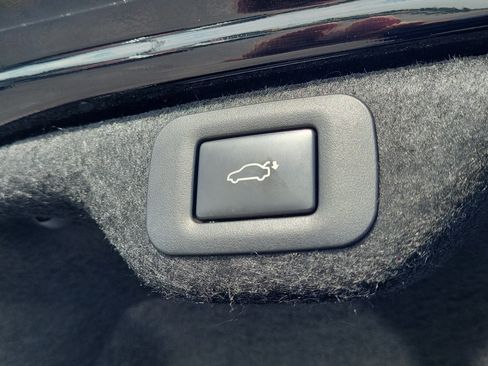 Used 2024 Lexus ES 300h w/ Premium Package FWD image 7