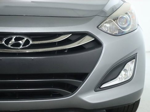 Used 2014 Hyundai Elantra GT w/ Option Group 02 image 7