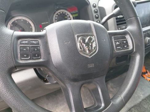 Used 2019 RAM 1500 Express w/ Wheel & Sound Group AWD/4WD image 7