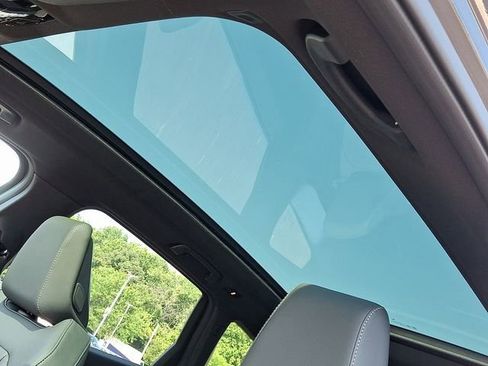 Certified 2025 BMW X3 xDrive30i w/ Premium Package image 15