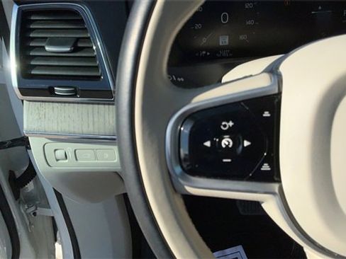 Used 2021 Volvo XC90 T8 Inscription w/ Advanced Package image 19