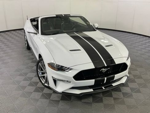Used 2021 Ford Mustang GT Premium w/ Equipment Group 401A RWD image 35