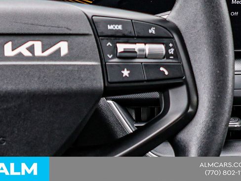 Used 2025 Kia K4 FWD image 28
