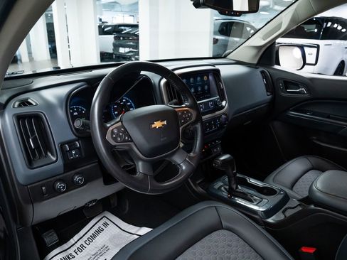 Used 2021 Chevrolet Colorado Z71 w/ Safety Package AWD/4WD image 16