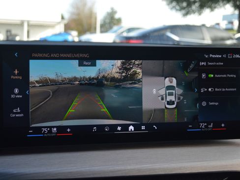 Certified 2025 BMW 330i xDrive 330i xDrive image 21