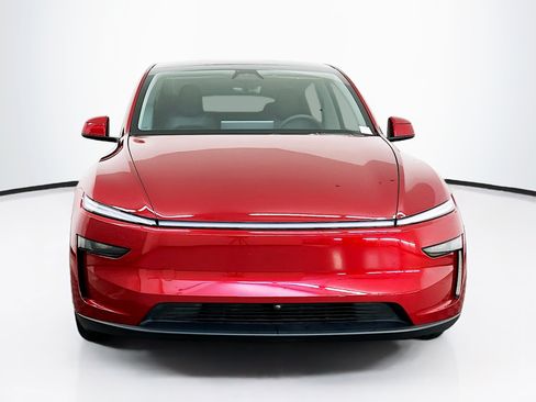 Used 2026 Tesla Model Y Long Range AWD/4WD image 2