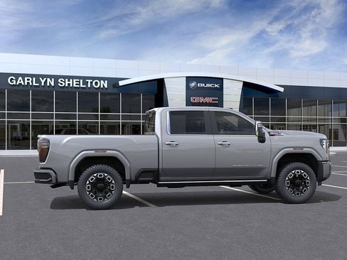 New 2026 GMC Sierra 2500 Denali w/ Denali Reserve Package image 5