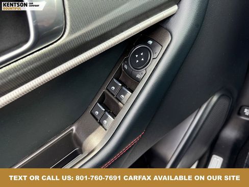 Used 2025 Ford Explorer ST-Line w/ ST-Line Street Pack image 22