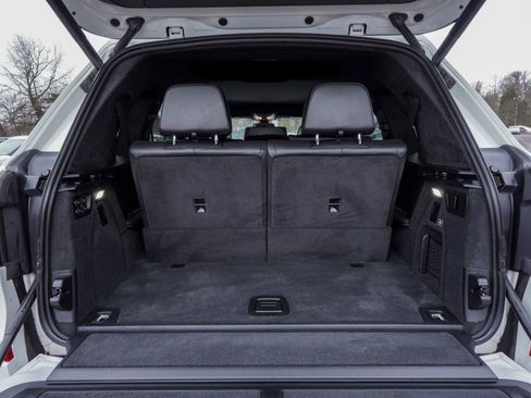 Used 2022 BMW X7 xDrive40i w/ M Sport Package image 47